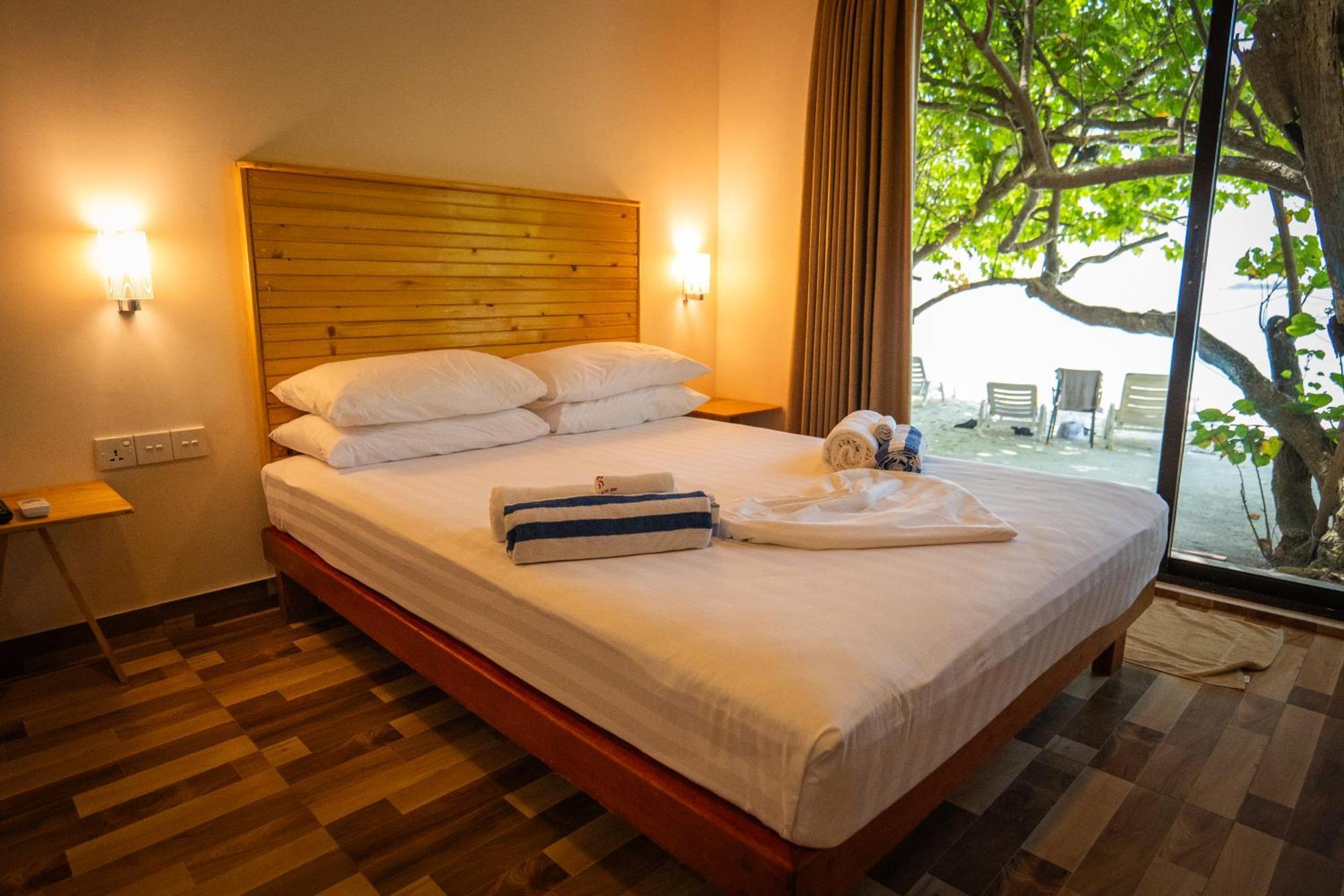 Hotel Paguro Seaview Bodufolhudhoo Exteriér fotografie